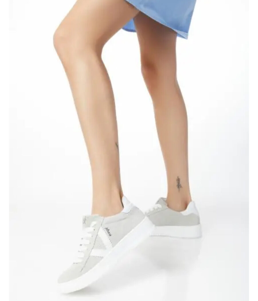 Sneaker Grau