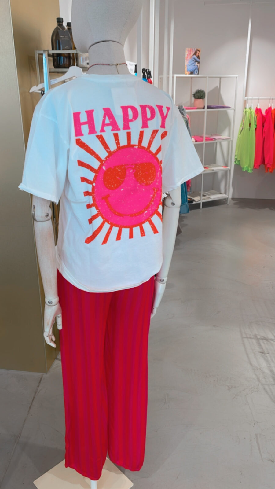 T-Shirt HAPPY – Bild 2