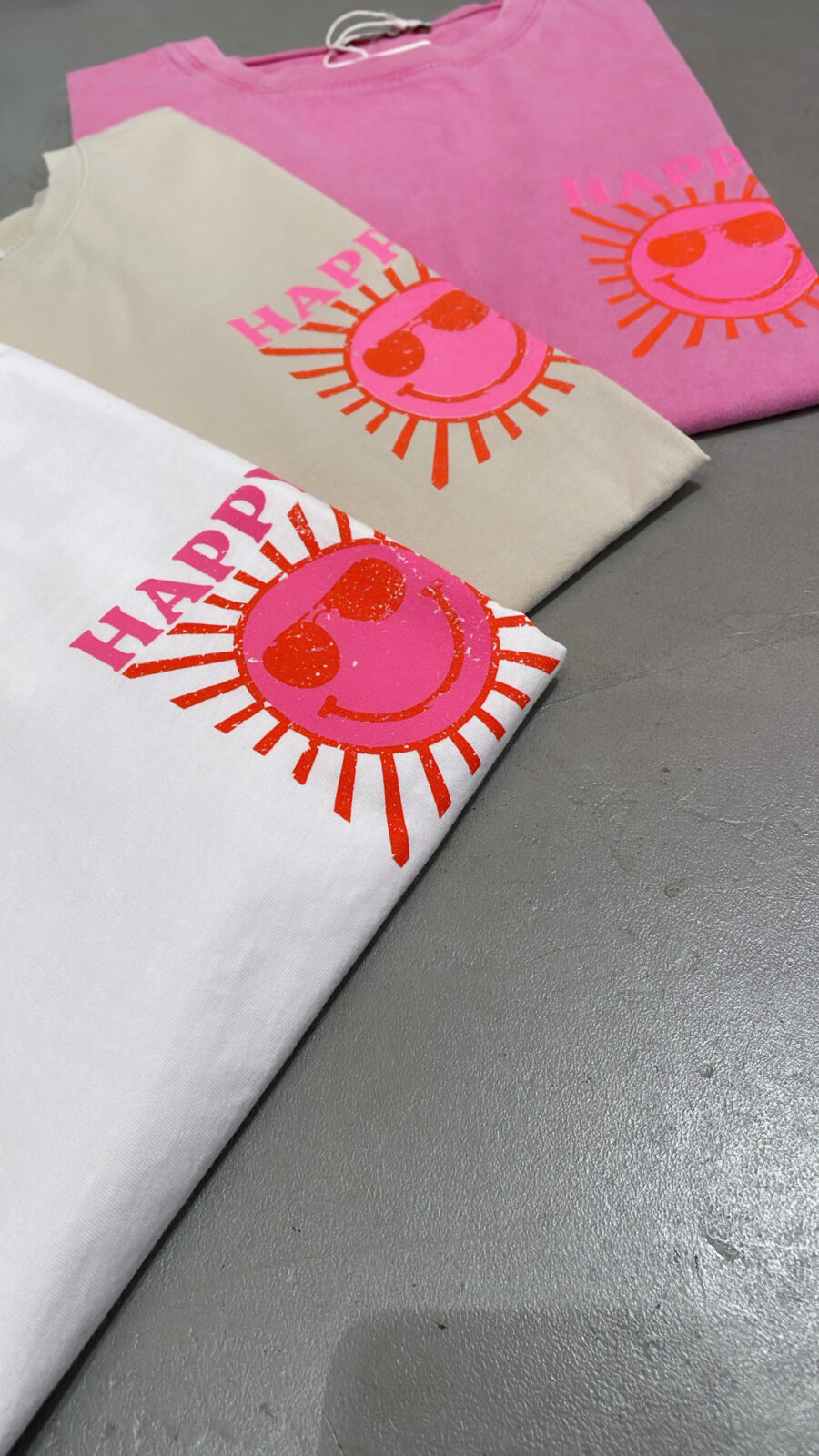 T-Shirt HAPPY – Bild 4