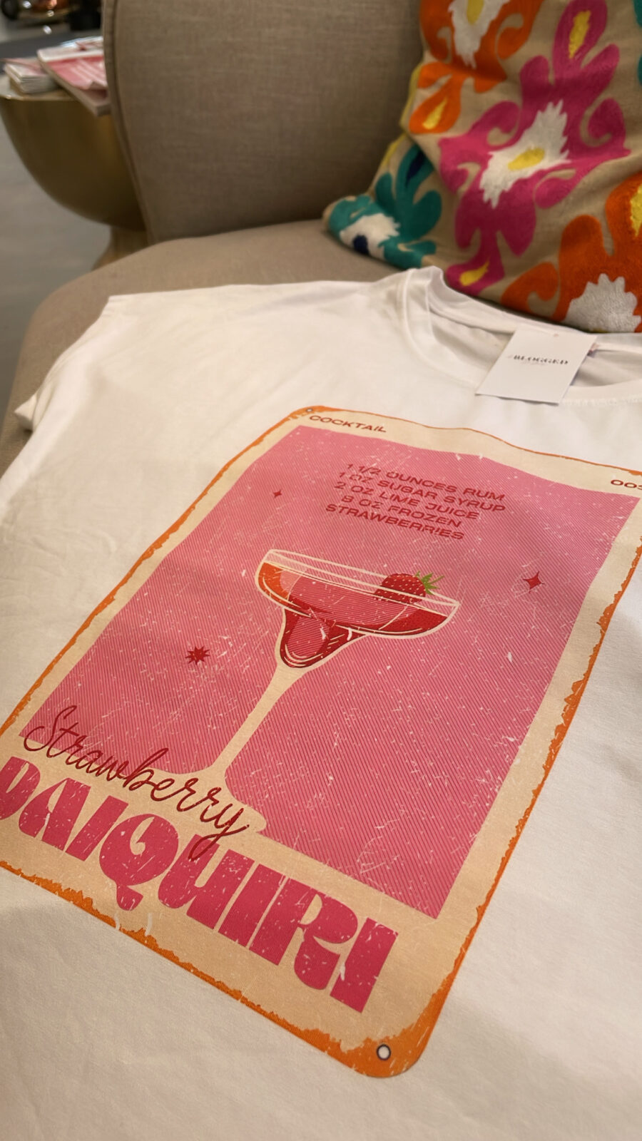 T-Shirt STRAWBERRY DAIQUIRI – Bild 2