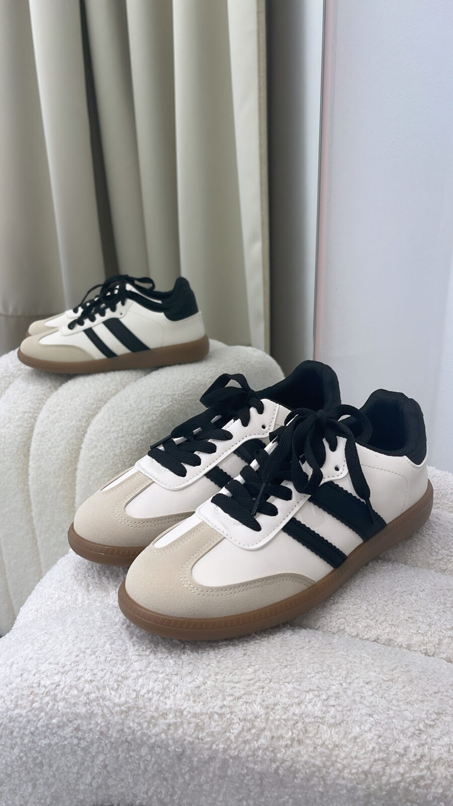 Sneaker Stripes