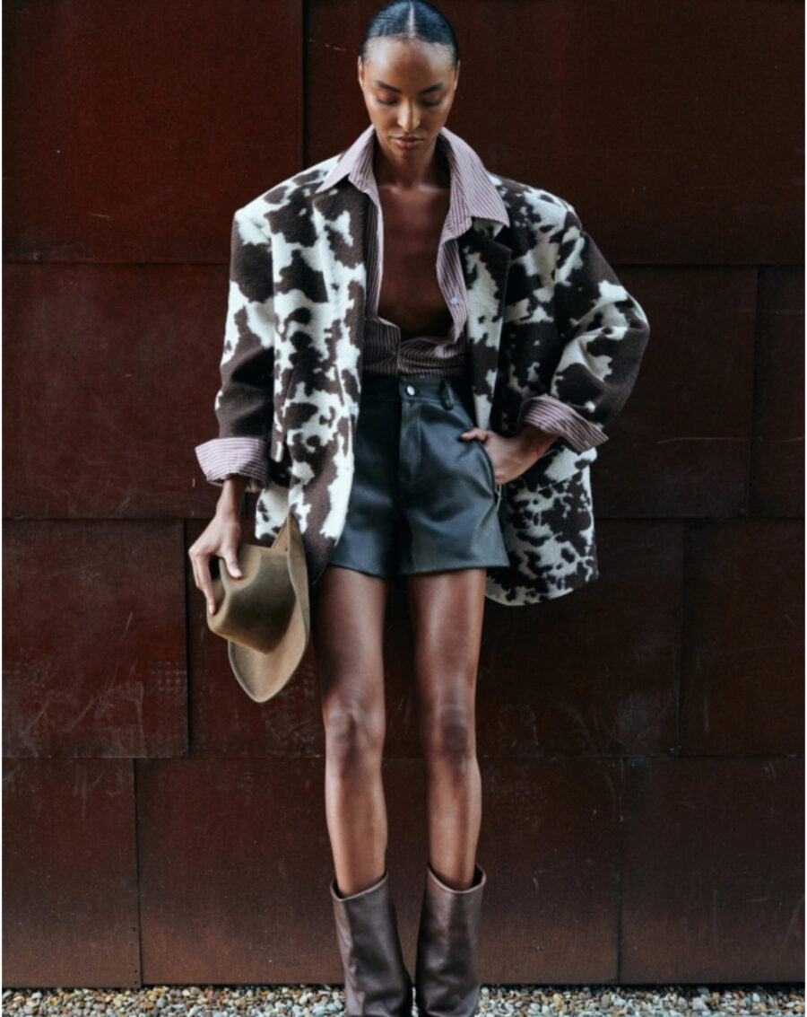 Oversize Blazer Cow Print