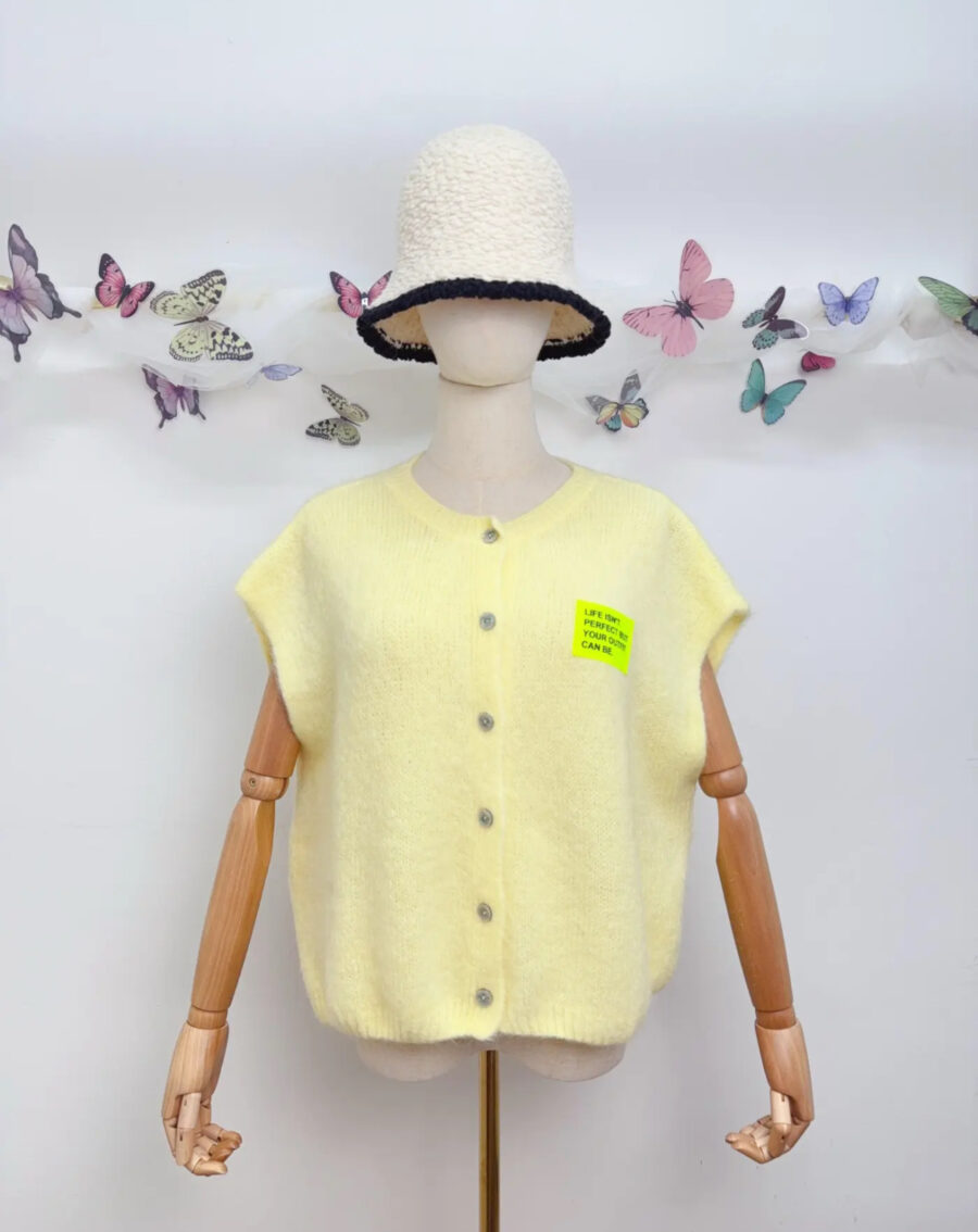 Ärmellose Strickweste LIFE ISN´T PERFECT – Bild 2
