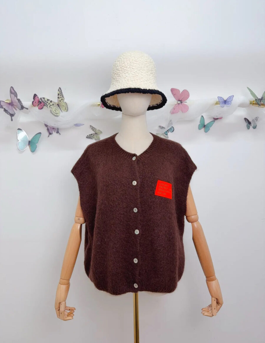Ärmellose Strickweste LIFE ISN´T PERFECT – Bild 8